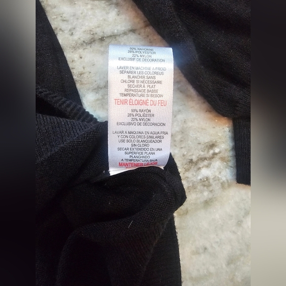 NWT! Rae Dunn Black Puff Sleeve “LOVE” Sweater XL - Picture 9 of 12